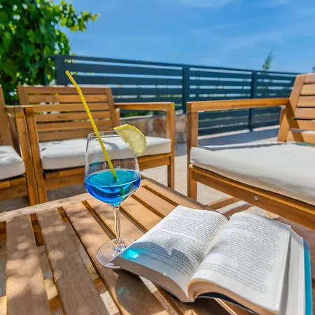 House Gloria Patri Βίλα Maslenica