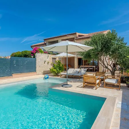 Villa House Gloria Patri