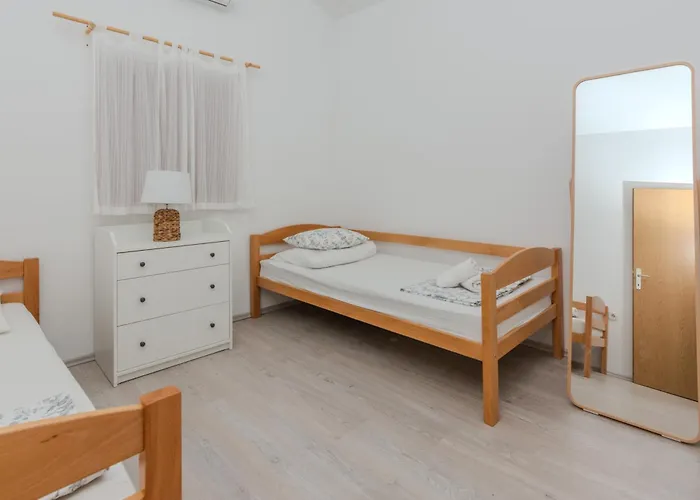 Vila House Gloria Patri Maslenica